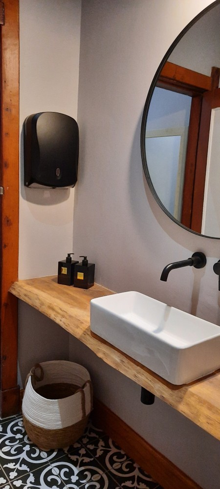 Forest on Cowie Restaurant Bathroom